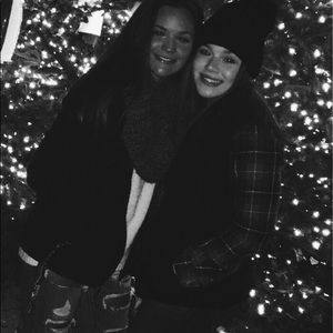 Meet your Posher, Vanessa